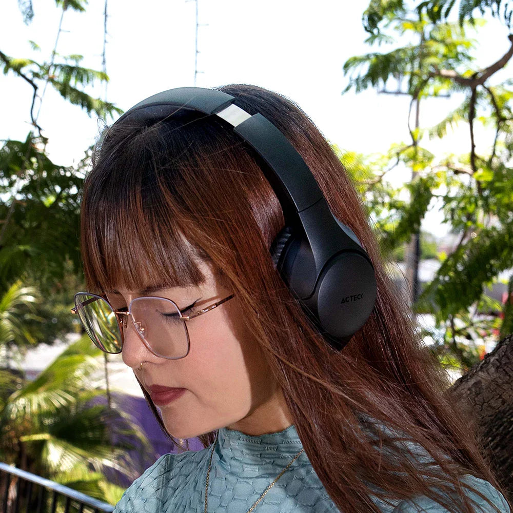 Audífonos inalámbricos tipo diadema Zion Pro HP645 (negro)
