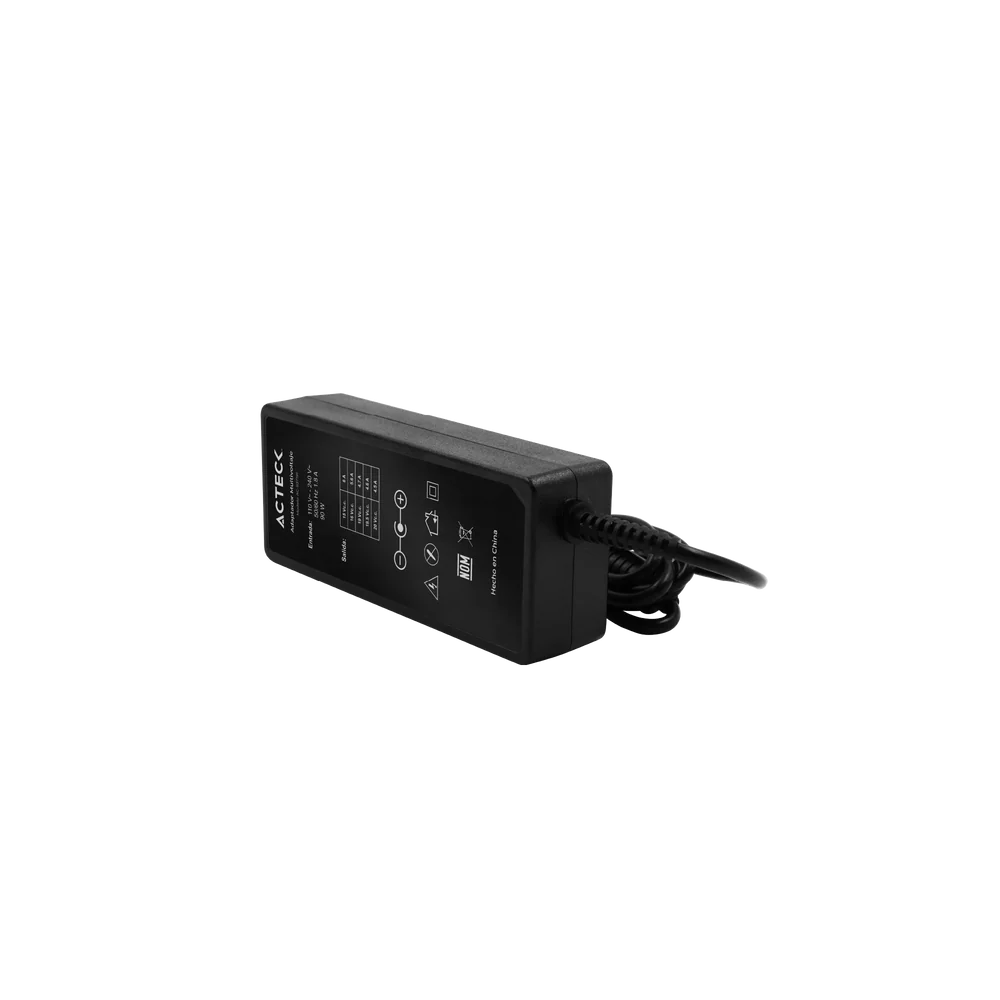 Cargador universal Energon Roam CU494 para laptop