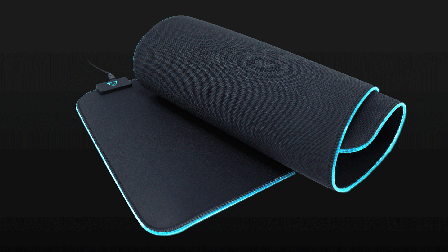 Mouse Pad Gamer Extendido Ocelot Gaming de Tela - Iluminación RGB Personalizable con Software Integrado y Superficie de Alta Precisión